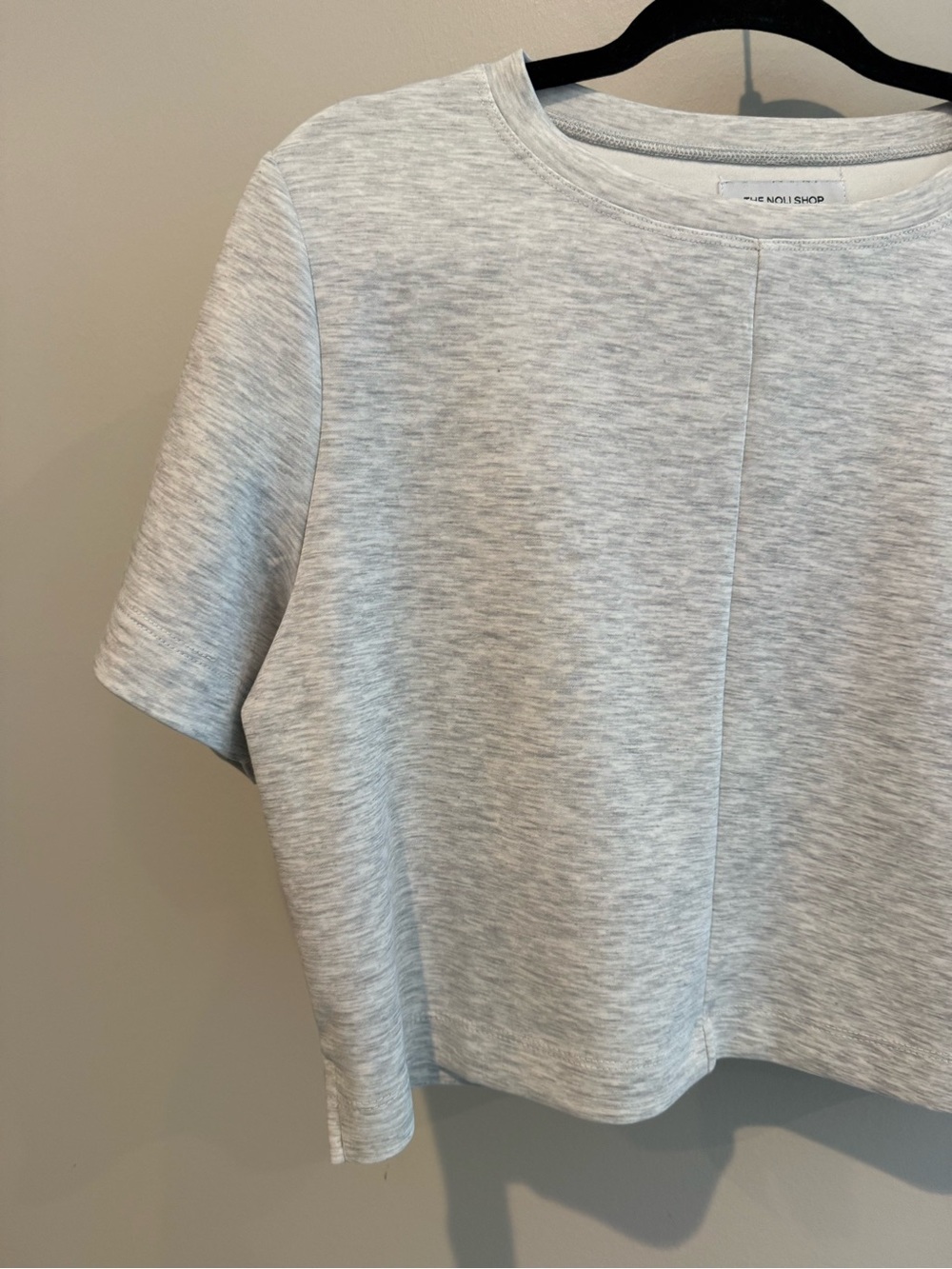 The Noli Shop Daphne Soft T-Shirt - Picture 3 of 4